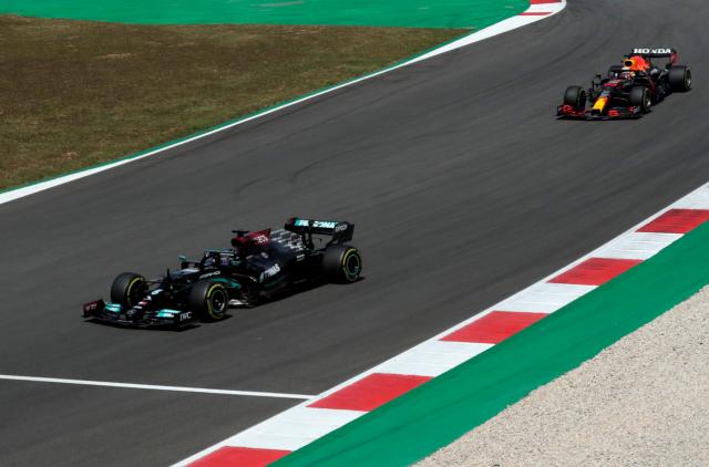 世界杯官方直播app手机版下载安装-F1世界冠军归属要靠最快单圈？ 理论上的极端局面