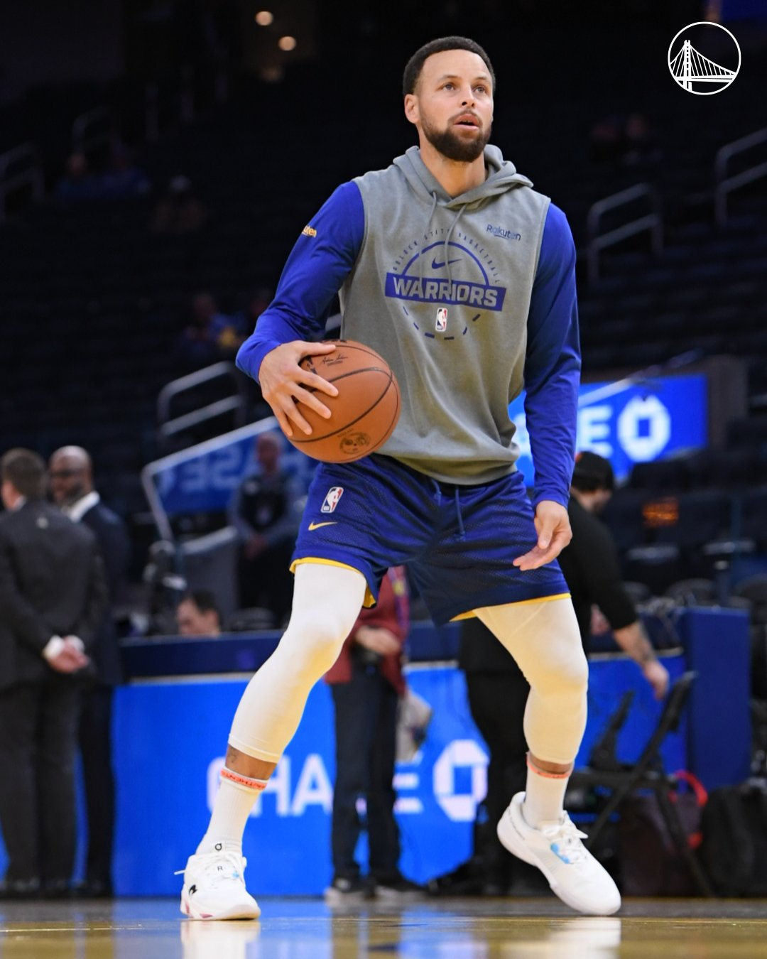 世界杯比赛在线观看地址-库里16分勇士不敌猛龙结束4连胜，奎克利40分10助巴恩斯26分11助